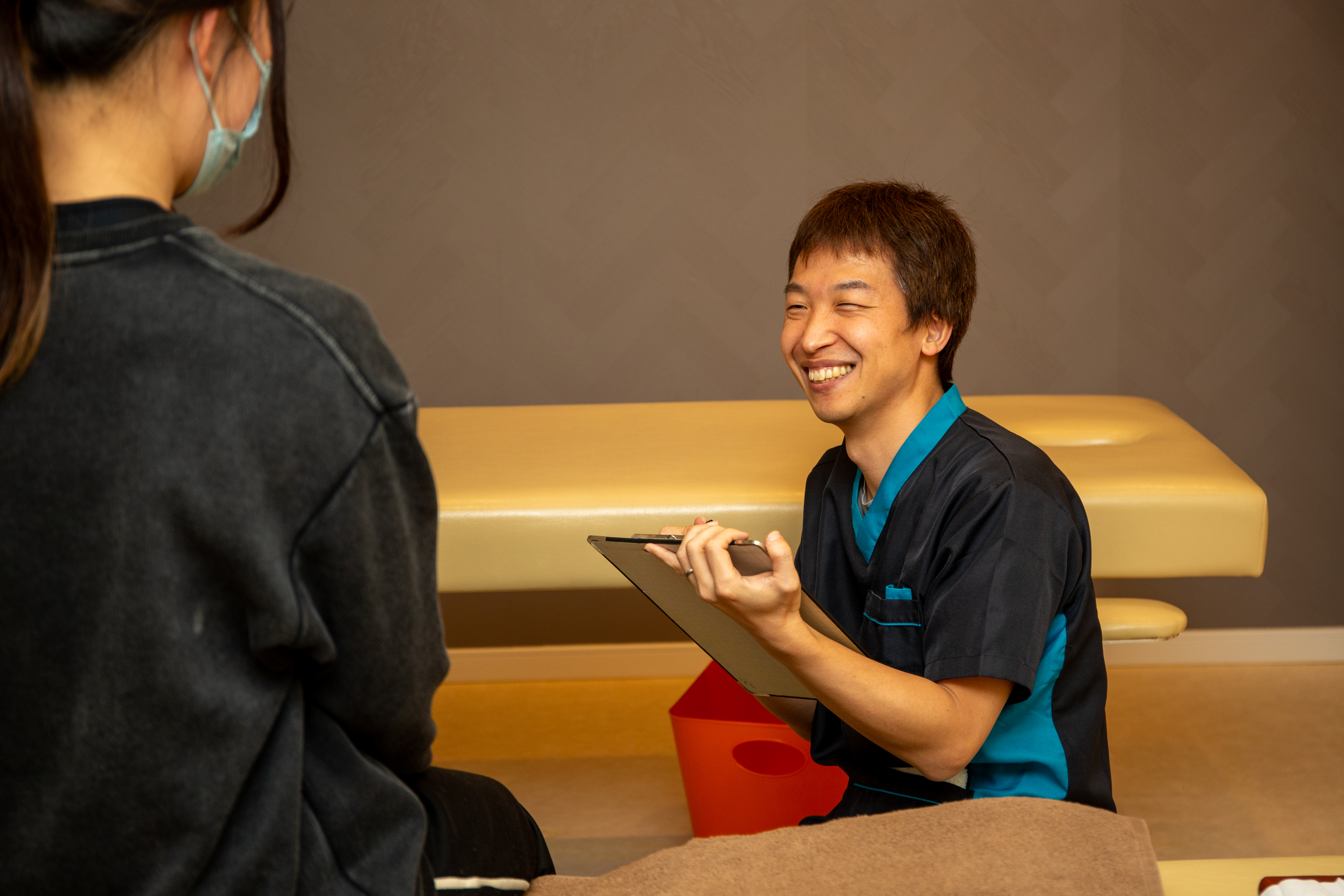 交通事故治療 施術風景